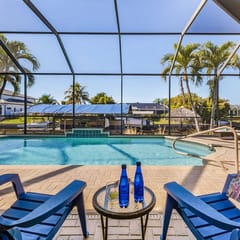Coral Villa Getaway, Cape Coral
