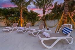 A Grand Oasis, Cape Coral