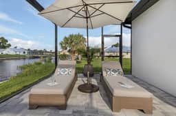 Villa Luxuria Blanca, Cape Coral