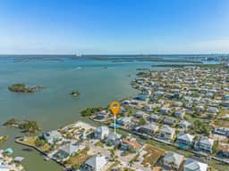 FMB - The Fabulous Flamingo - 250 Flamingo St