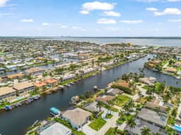 Orchid House, Cape Coral