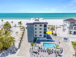 FMB - Condo Casa Bleu - 2924 Estero Blvd #201