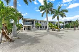 FMB - Ocean Palms Retreat