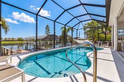 Seaside Social, Cape Coral - Image 2