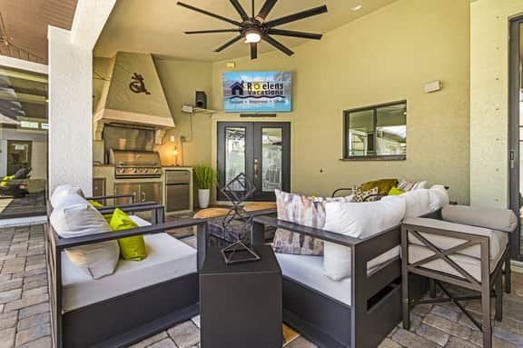 Villa Courtyard , Cape Coral