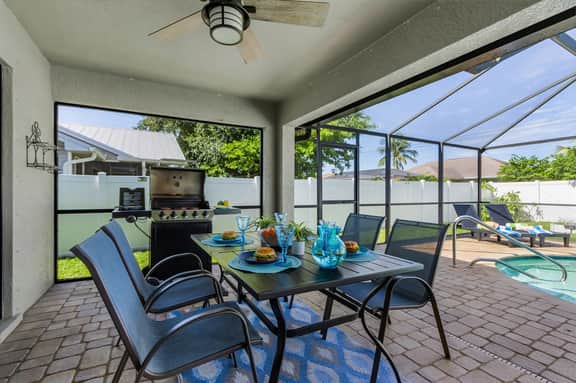 K La Vie, Cape Coral