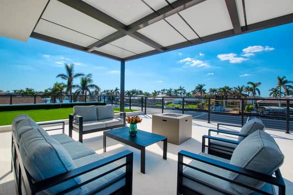 Villa Metropolis, Cape Coral
