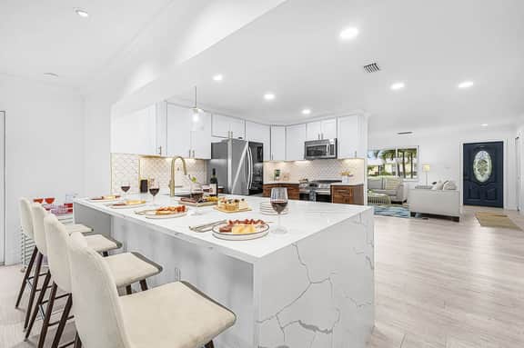Tritons Temptation, Cape Coral