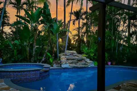 Coastal Paradise Getaway, Cape Coral
