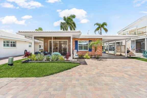 Aloha Kai #51, Siesta Key - Image 2