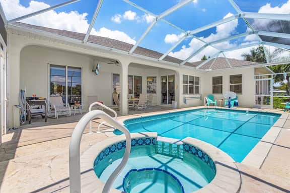 Villa Cape Pearl, Cape Coral