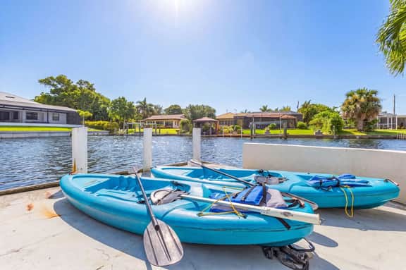 Retro Retreat, Cape Coral