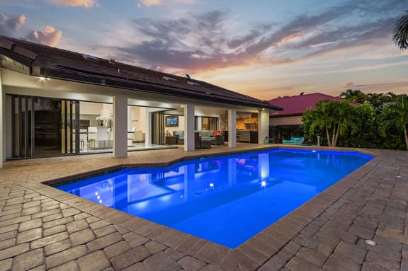 Modern Vibes Villa, Cape Coral